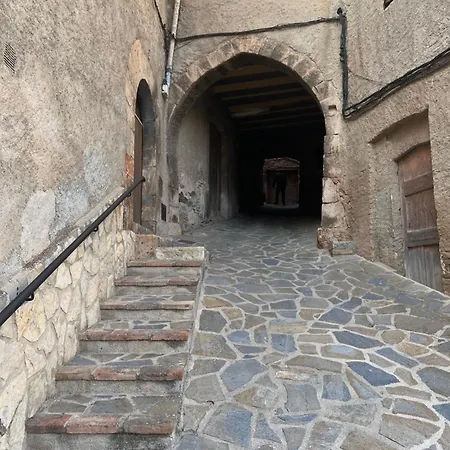 Cal Vellet Del Priorat Feriehus *